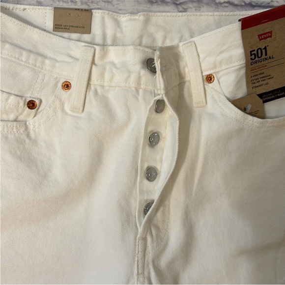 Levi’s 501 Original Straight Leg Jeans High Waisted White Denim Size 28 NWT - Picture 5 of 15
